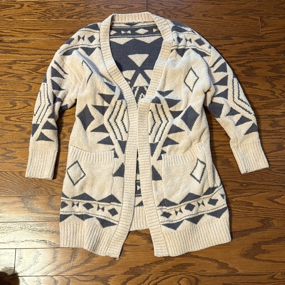 Sweaters - Aztec cardigan